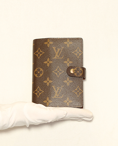 Louis Vuitton Small Ring Agenda Cover, front view